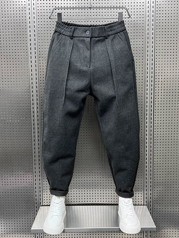 Lucas | Elegant Hose
