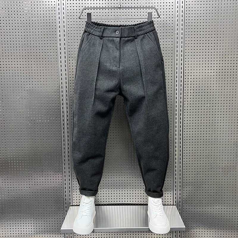 Lucas | Elegant Hose